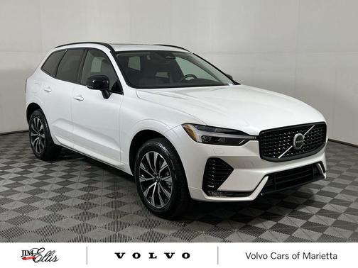 2025 Volvo XC60 B5 Core