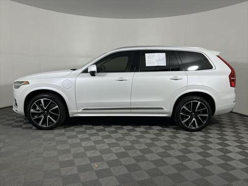 2022 Volvo XC90 Recharge Plug-In Hybrid T8 Inscription Expression 6 Passenger