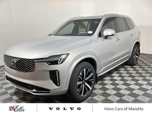 2025 Volvo XC90 B6 Core