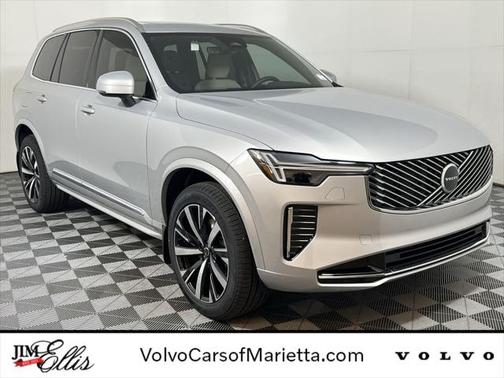2025 Volvo XC90 B6 Core