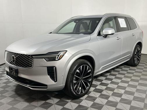 2025 Volvo XC90 B6 Plus 7-Seater