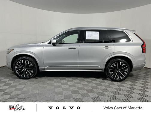 2025 Volvo XC90 B6 Plus 7-Seater