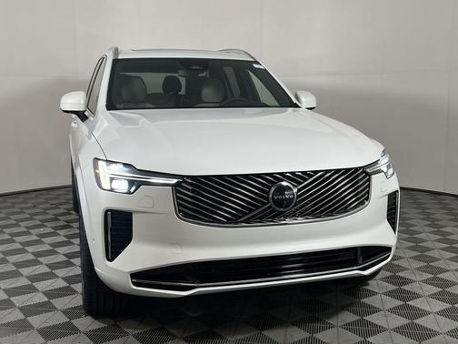 2026 Volvo XC90 B6 Ultra 7-Seater