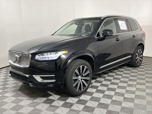 2024 Volvo XC90 B5 Plus Bright Theme