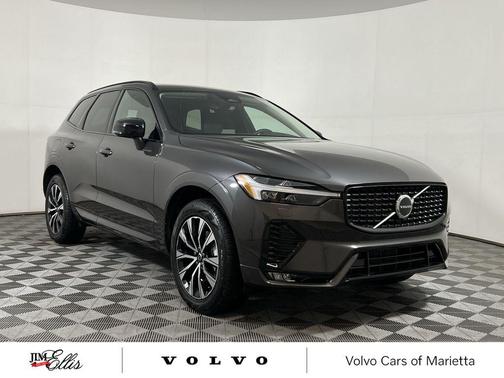 2025 Volvo XC60 B5 Core