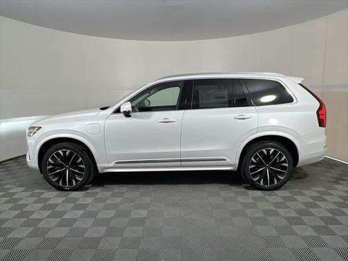 2025 Volvo XC90 Plug-In Hybrid T8 Ultra 7-Seater