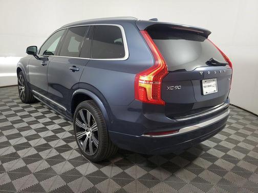 2023 Volvo XC90 B6 Ultimate 7-Seater