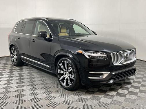2024 Volvo XC90 Recharge Plug-In Hybrid T8 Ultimate Bright Theme 7-Seater