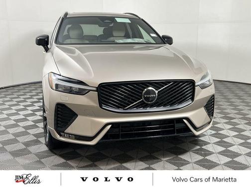 Bright Dusk Metallic 2026 Volvo XC60 B5 Plus