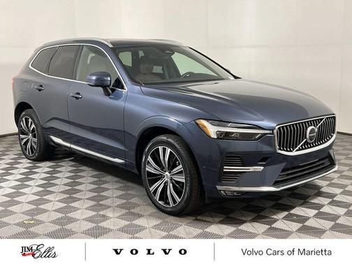 2023 Volvo XC60 B5 Plus Bright Theme