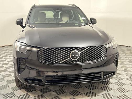 2026 Volvo XC90 B6 Ultra Dark Theme 7-Seater