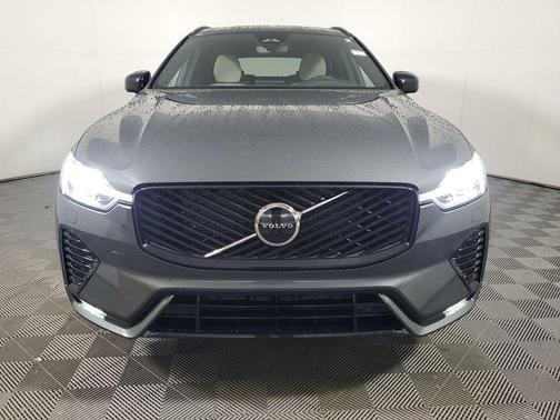 Forest Lake 2026 Volvo XC60 B5 Core