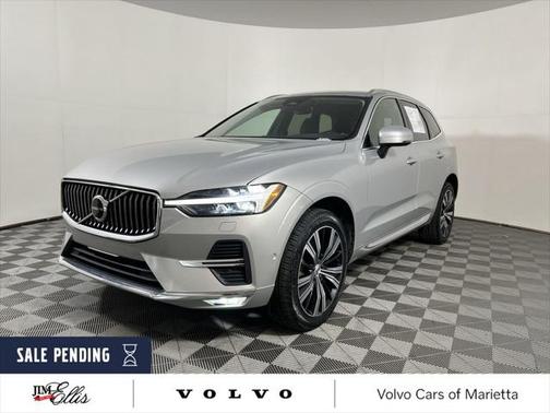 2023 Volvo XC60 B5 Plus Bright Theme