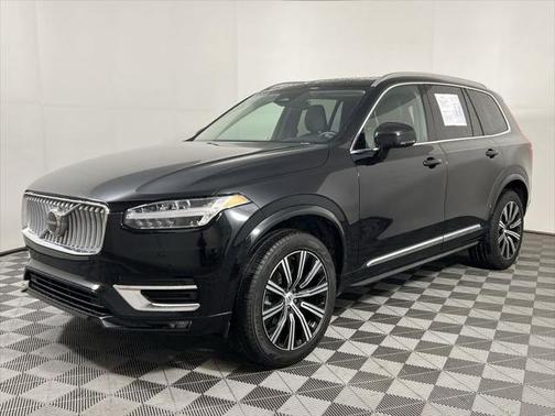 2024 Volvo XC90 B5 Core Bright Theme