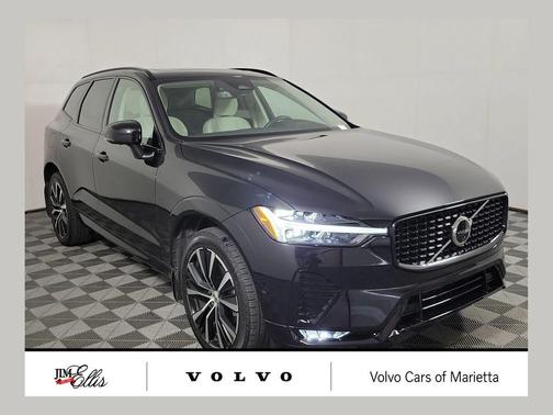 Onyx Black Metallic 2024 Volvo XC60 B5 Plus Dark Theme