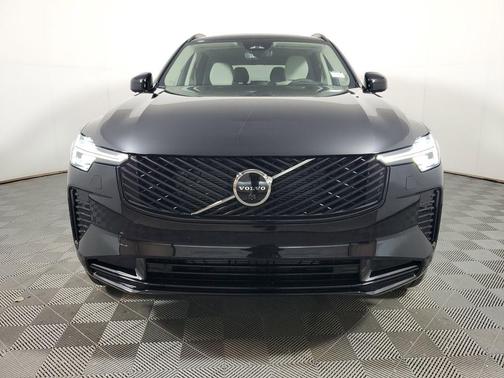 Onyx Black Metallic 2026 Volvo XC90 Ultra Dark Theme, B6 AWD Gas (mild hybrid), Gasoline, 7 Seats