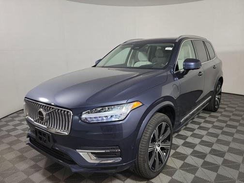 Denim Blue Metallic 2024 Volvo XC90 Recharge Plug-In Hybrid T8 Ultimate 6-Seater