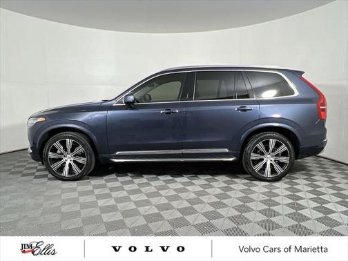 2022 Volvo XC90 T6 Inscription