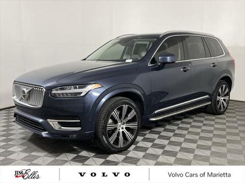 2022 Volvo XC90 T6 Inscription
