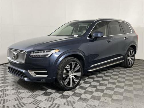2022 Volvo XC90 T6 Inscription