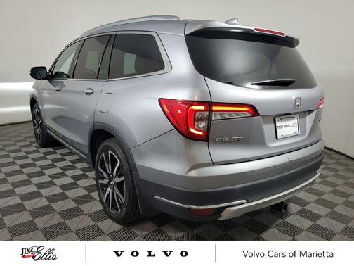 Lunar Silver Metallic 2020 Honda Pilot Touring 8-Passenger