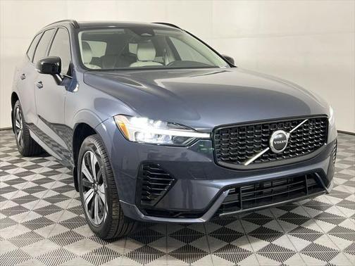 2025 Volvo XC60 Plug-In Hybrid T8 Core