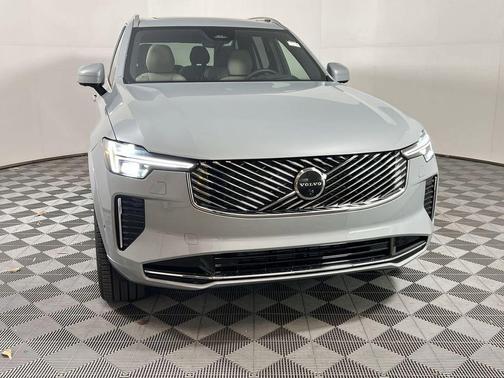 2026 Volvo XC90 B6 Ultra 6-Seater