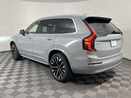 2026 Volvo XC90 B6 Ultra 7-Seater