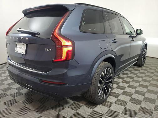 Denim Blue Metallic 2026 Volvo XC90 Plug-In Hybrid Ultra Dark Theme, T8 AWD, Electric/Gasoline, 6 Seats