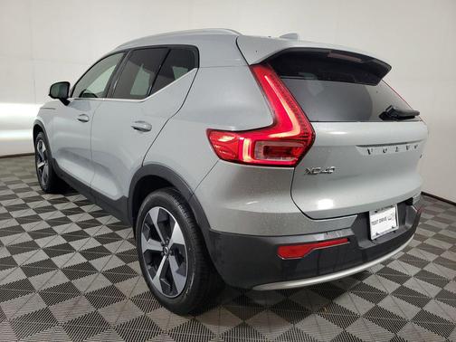 Grey 2025 Volvo XC40 B5 Plus Bright Theme