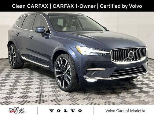 2023 Volvo XC60 B5 Ultimate Bright Theme