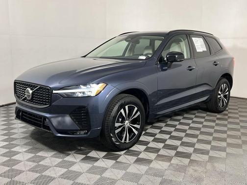 2025 Volvo XC60 B5 Core