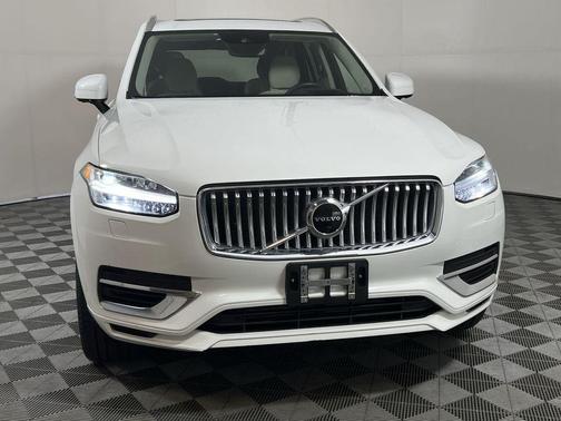 2022 Volvo XC90 Recharge Plug-In Hybrid T8 Inscription Expression 6 Passenger