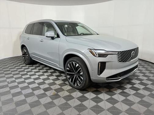 2025 Volvo XC90 Plug-In Hybrid T8 Ultra 7-Seater