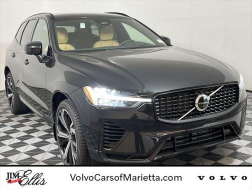 2025 Volvo XC60 Plug-In Hybrid T8 Ultra
