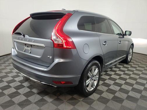 2017 Volvo XC60 T5 Inscription