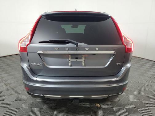 2017 Volvo XC60 T5 Inscription