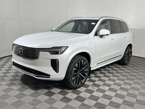 2026 Volvo XC90 Plug-In Hybrid T8 Plus 7-Seater