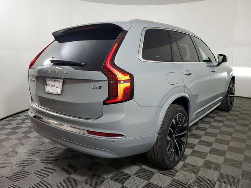 2026 Volvo XC90 Plus, B6 AWD Gas (mild hybrid), Gasoline, Bright, 7 Seats