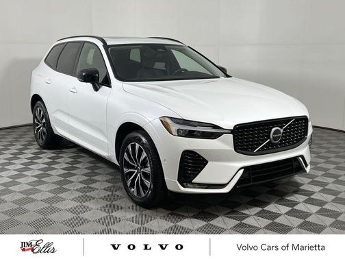 2025 Volvo XC60 B5 Plus