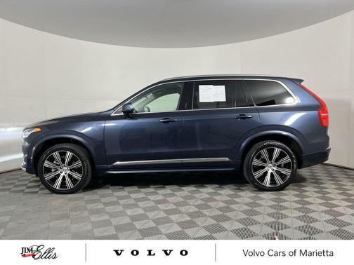 2024 Volvo XC90 B5 Plus Bright Theme