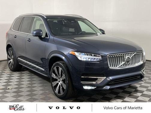 2024 Volvo XC90 B5 Plus Bright Theme
