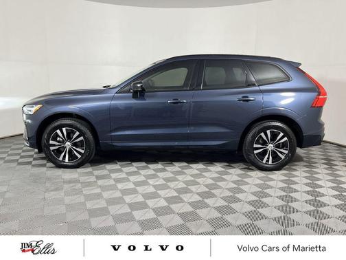 2025 Volvo XC60 B5 Core