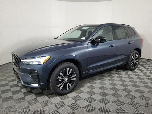 2025 Volvo XC60 B5 Core