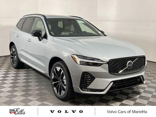 2026 Volvo XC60 B5 Plus