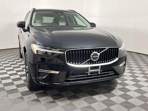 2023 Volvo XC60 B5 Core