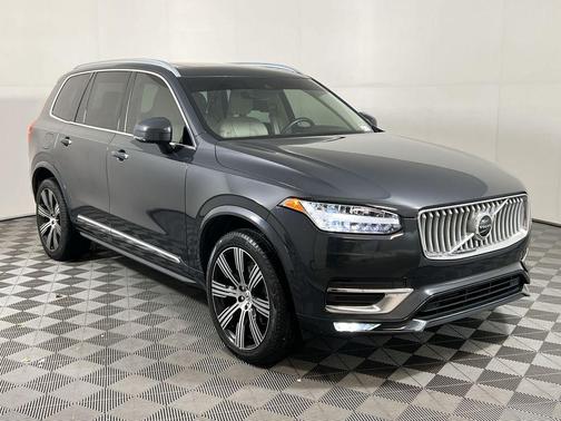2022 Volvo XC90 T6 Inscription