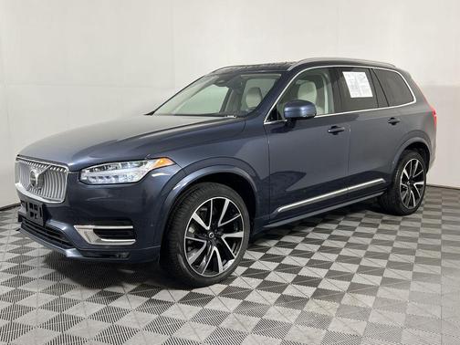 2024 Volvo XC90 B6 Plus Bright Theme 7-Seater
