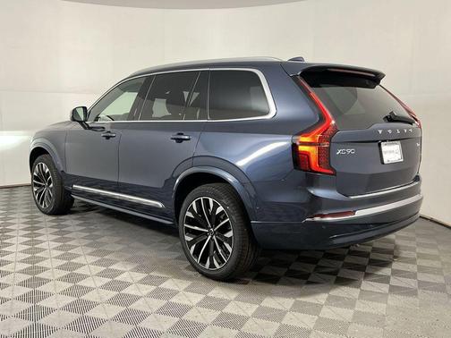 2026 Volvo XC90 B6 Plus 7-Seater