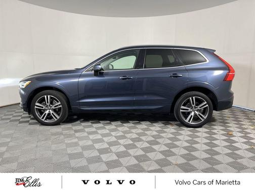 2021 Volvo XC60 T5 Momentum